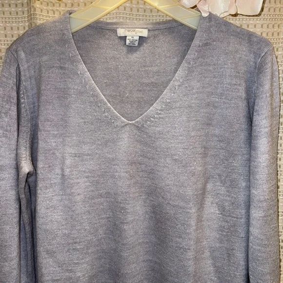 mercer & madison Lavender V-Neck Sweater - Soft Lightweight Knit - Picture 5 of 9